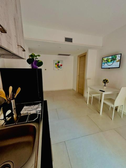 Aqua Marine B&B - Rooms And Apartments Milazzo Exterior photo